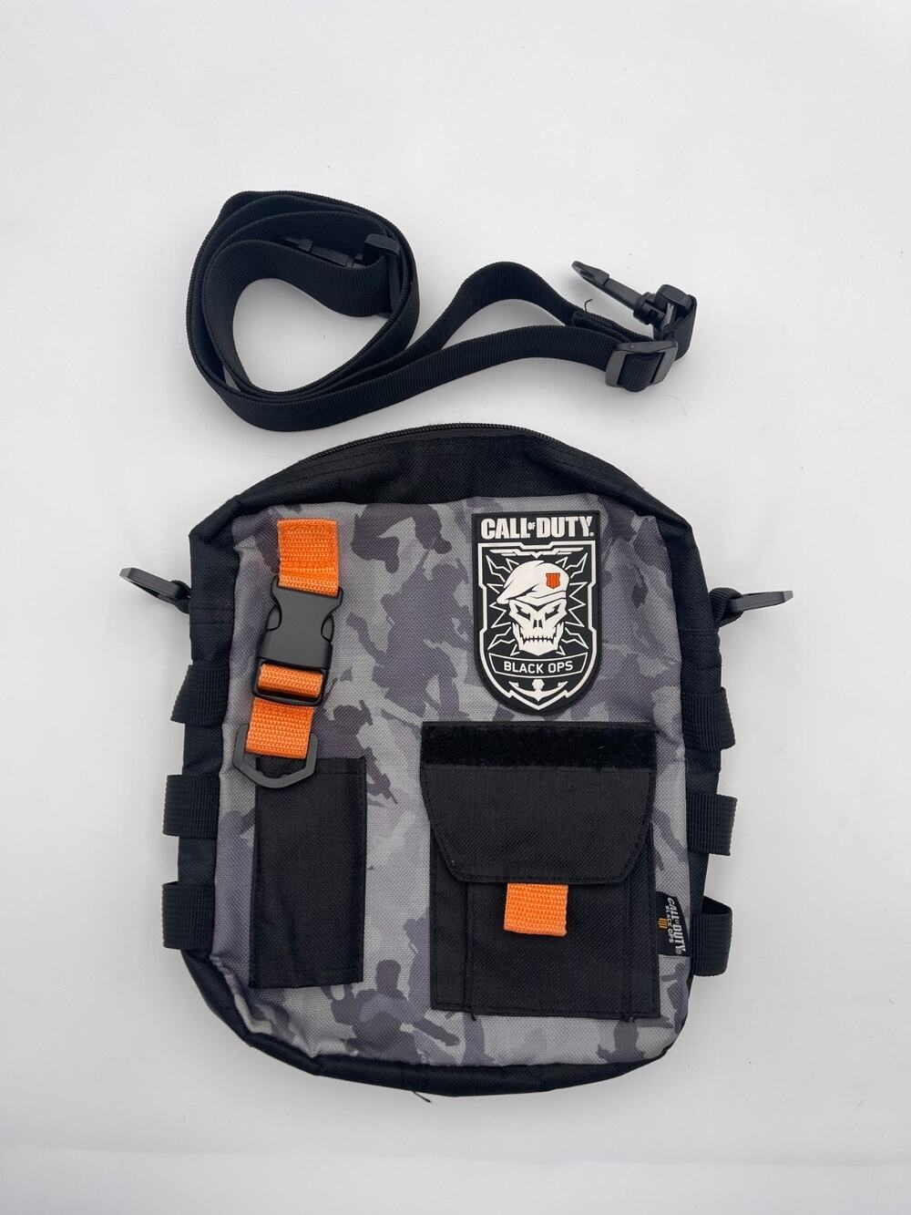 Call Of Duty Black Ops IIII Tactical Sling Messenger Black Carry On Bag